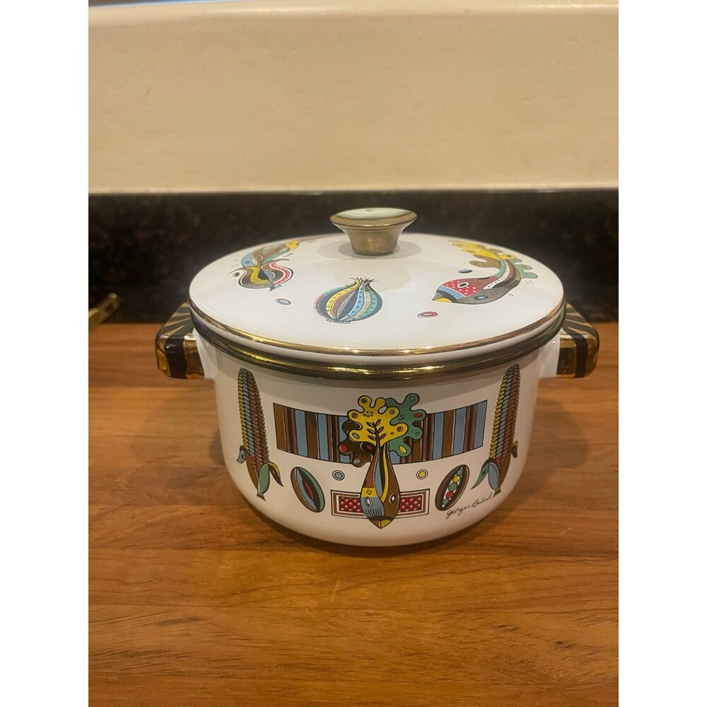 George Briards  Enamel Pot with Lid 1.75 quart